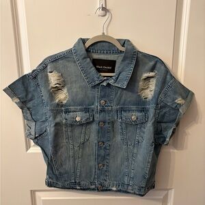 NEW Women’s Black Orchid distressed denim cutoff jacket Size Small NWT